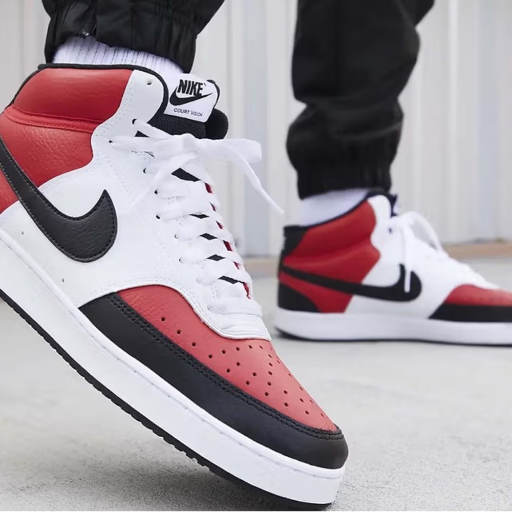 NIKE COURT ViSION MID SATIN RED